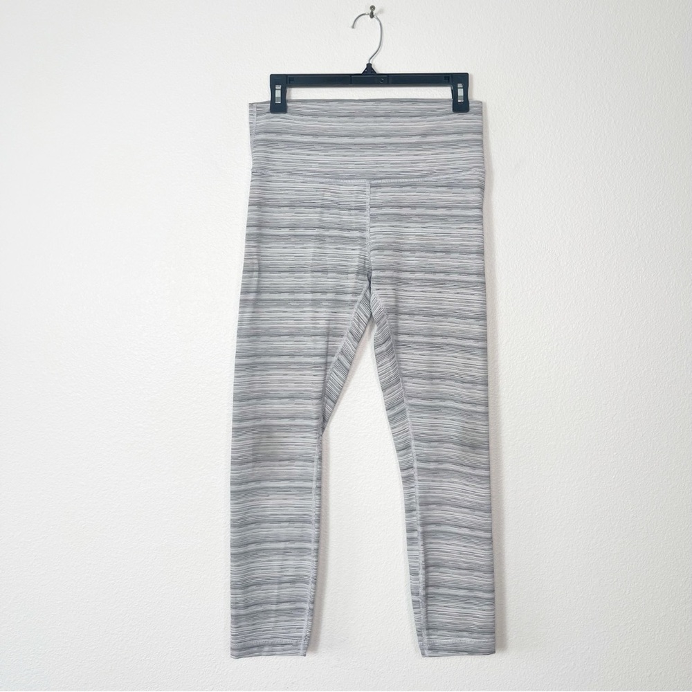 Lululemon High Times Pant Luxtreme Cyber Stripe White Silver Fox Sz 10 Leggings